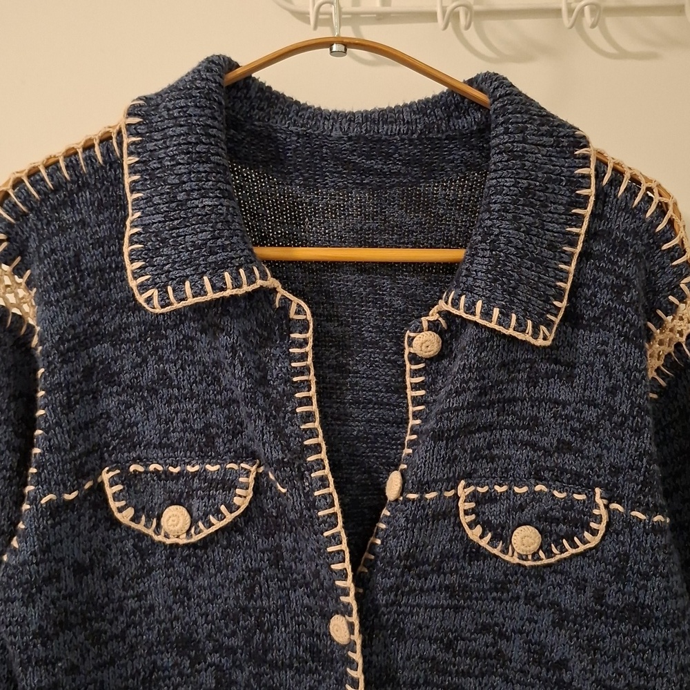 Vintage Blue Polo-neck Cardigan with Cream Crochet & Blanket Stitch (Size S) - Picture 3 of 10